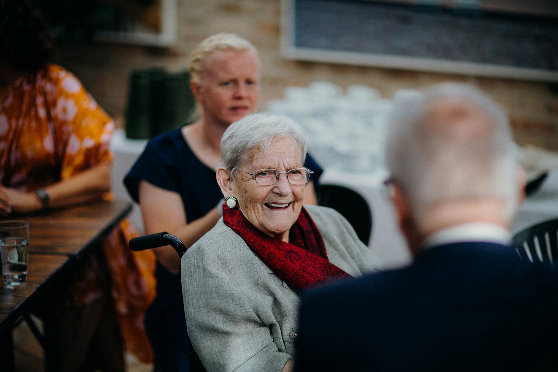 eldery couple at a restaurant